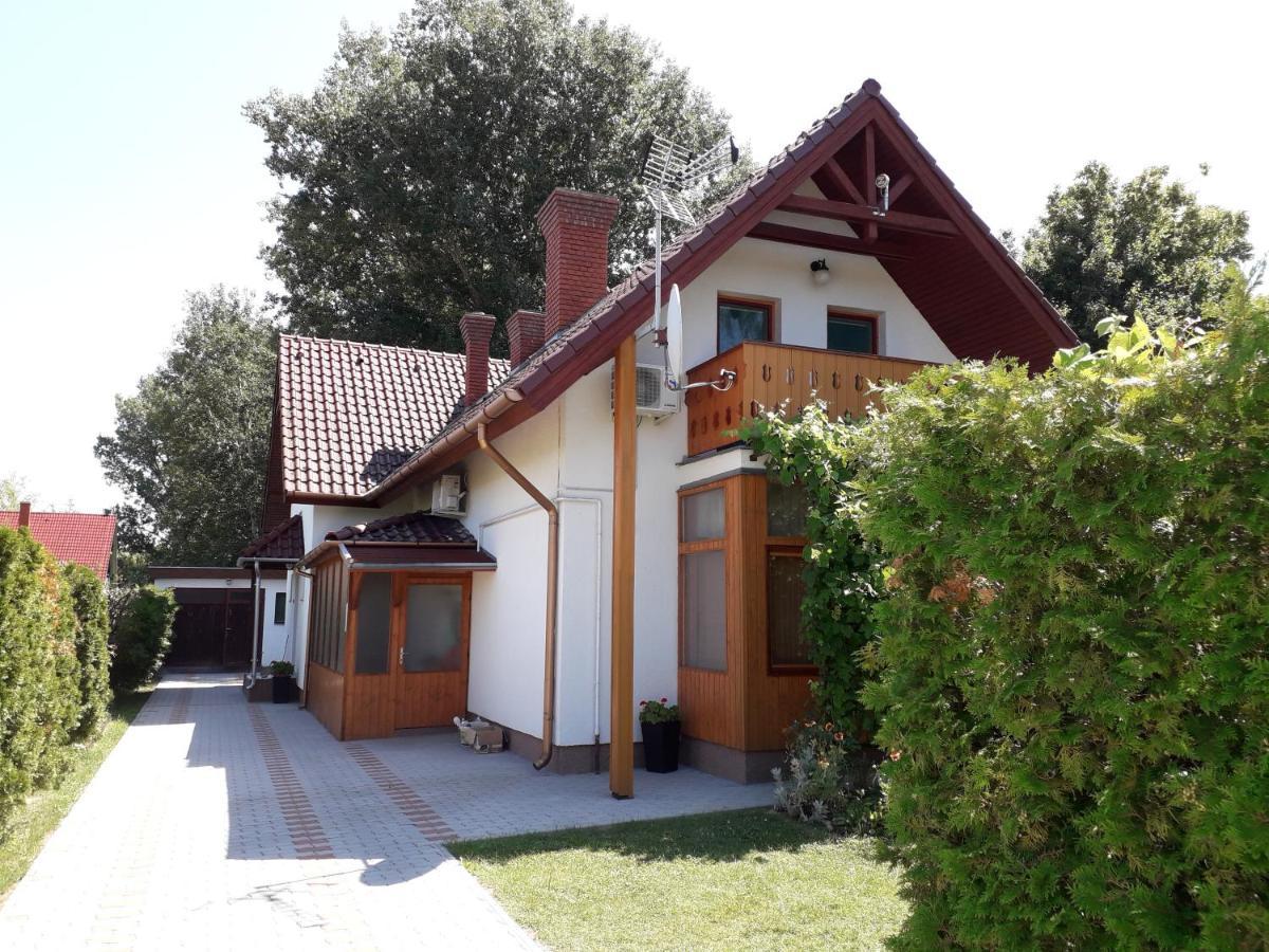 Anna Ueduelohaz Villa Balatonbereny Ngoại thất bức ảnh